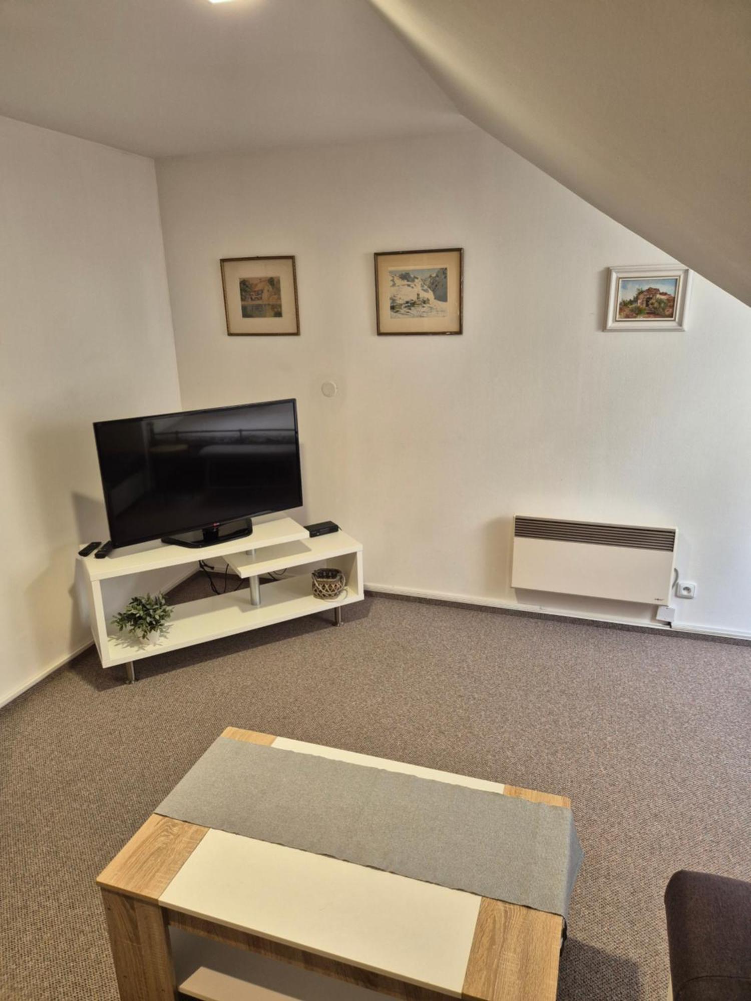 Les 6 Apartment Zlin