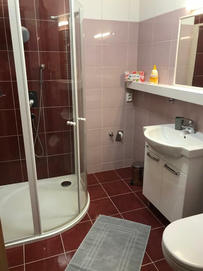 Apartment Les 6 *